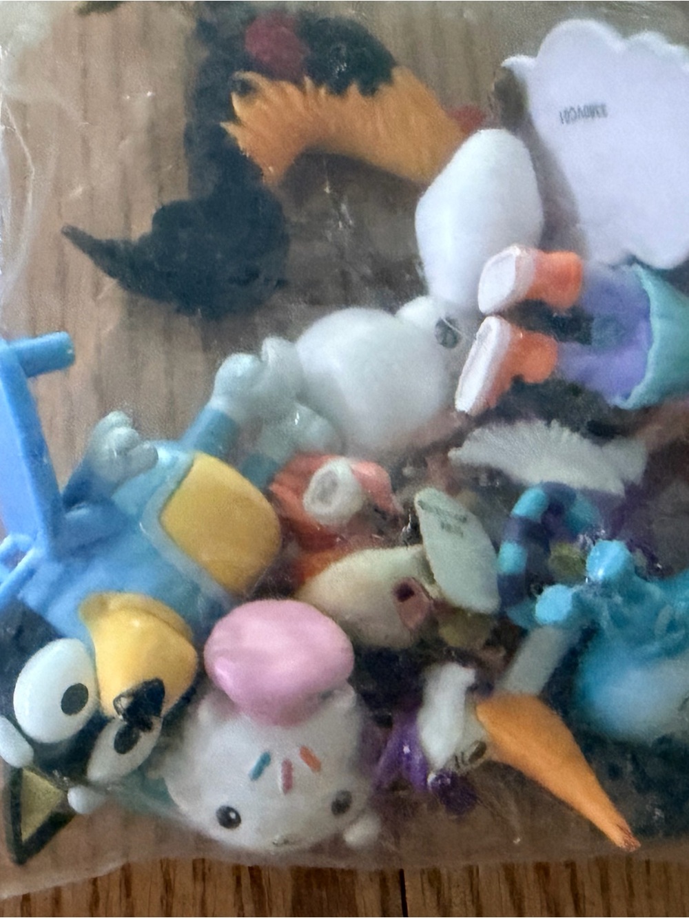 Assorted Kids Toy Figures - Mixed Colors - Picture 3 of 5
